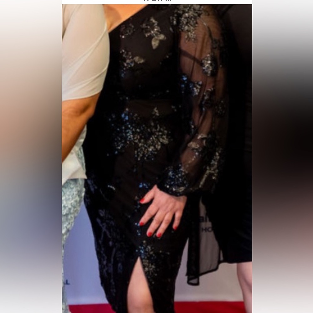 Adrianna Papell Black Long Sleeve Sequin Dress